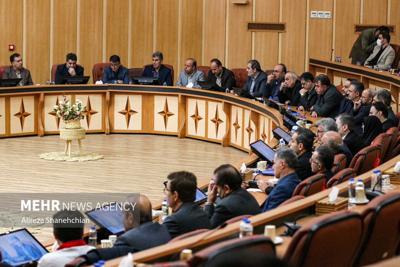 رئیس سازمان جهاد کشاورزی گیلان در شورای اداری استان با حضور رئیس جمهور عنوان کرد: زنده نگه داشتن امید در دل شالیکاران با تمدید ممنوعیت وارادات 4 ماهه برنج